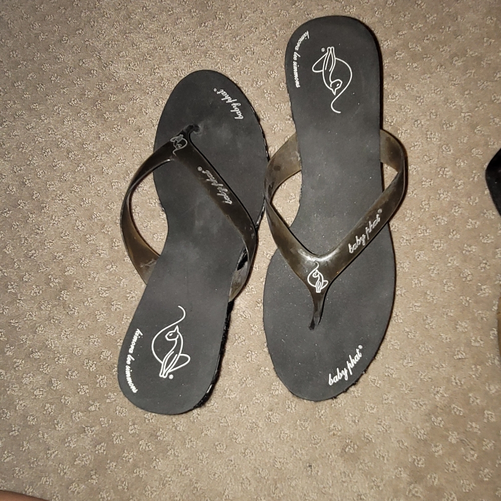 Shoes - Picture 4 of 4